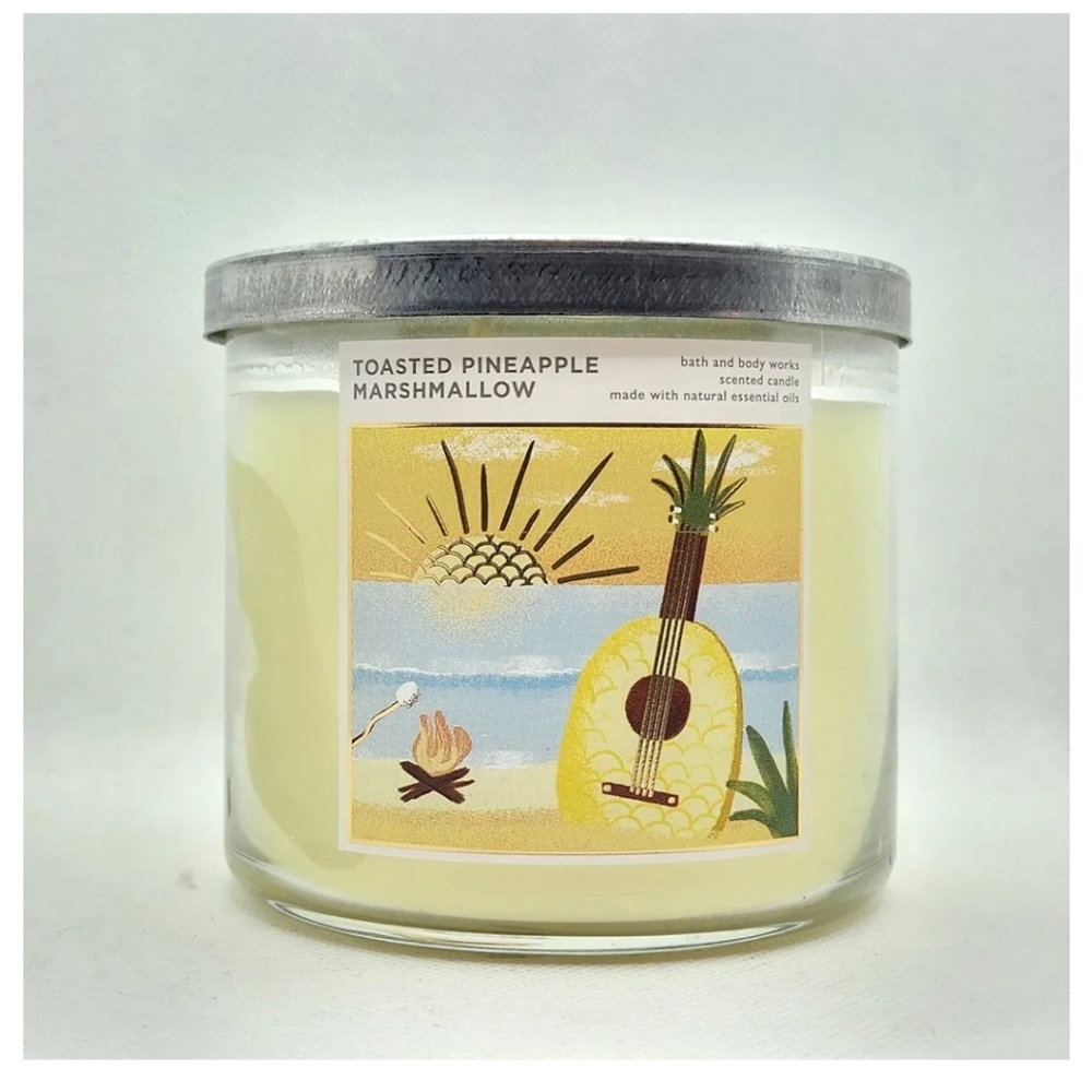 Bath Body Works, White Barn 3-Wick Candle